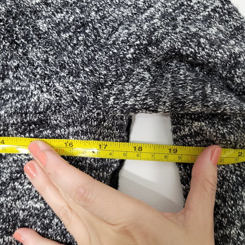 Loft Petites Black Marl White Long Sleeve Knit Mixed Media Sweater Size XXS - Picture 9 of 9